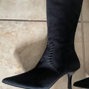 Elegant Black Women's Boots